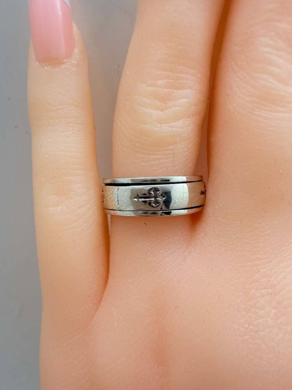 Sterling Silver Cross Spinner Ring 925 Band 9mm Jewelry